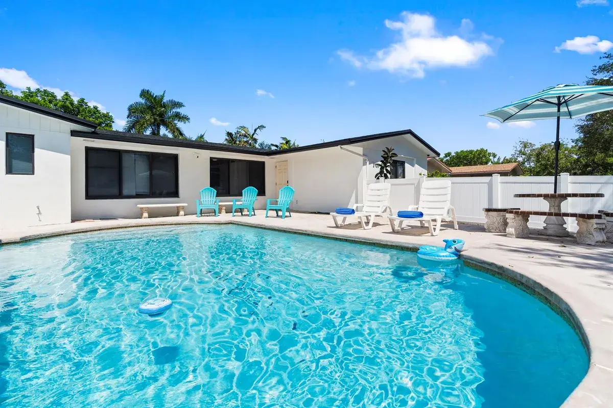 2121 NE 51st Court, Fort Lauderdale FL 33308