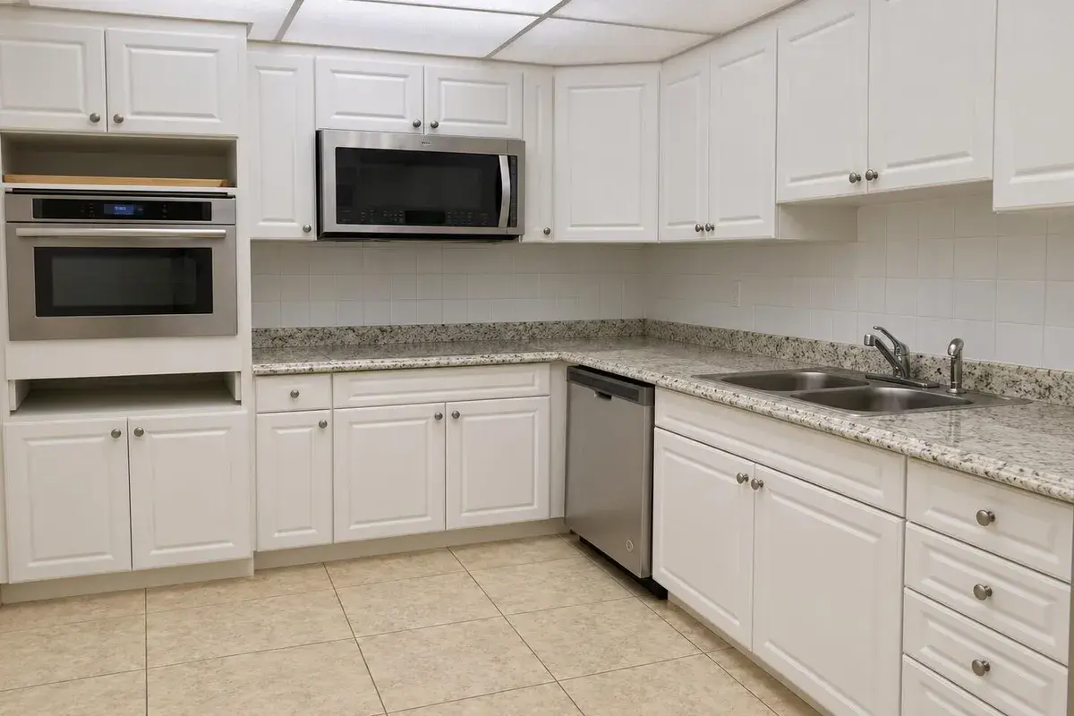 3801 S OCEAN Drive # 7Q, Hollywood FL 33019