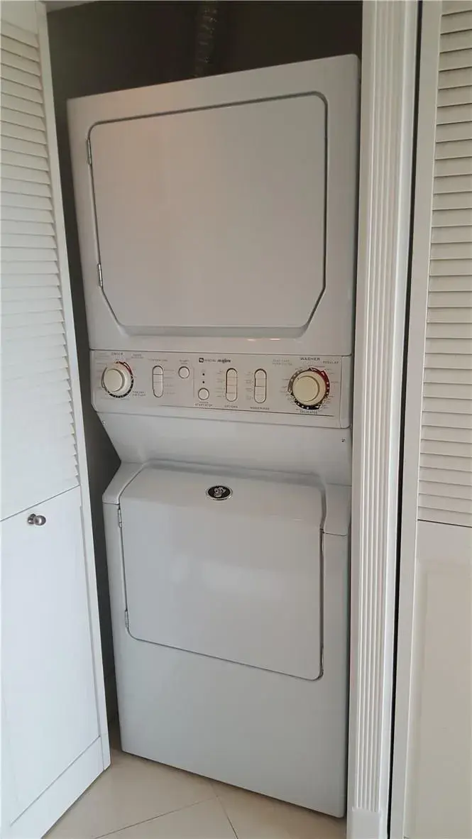 3640 N 56TH Avenue # 418, Hollywood FL 33021