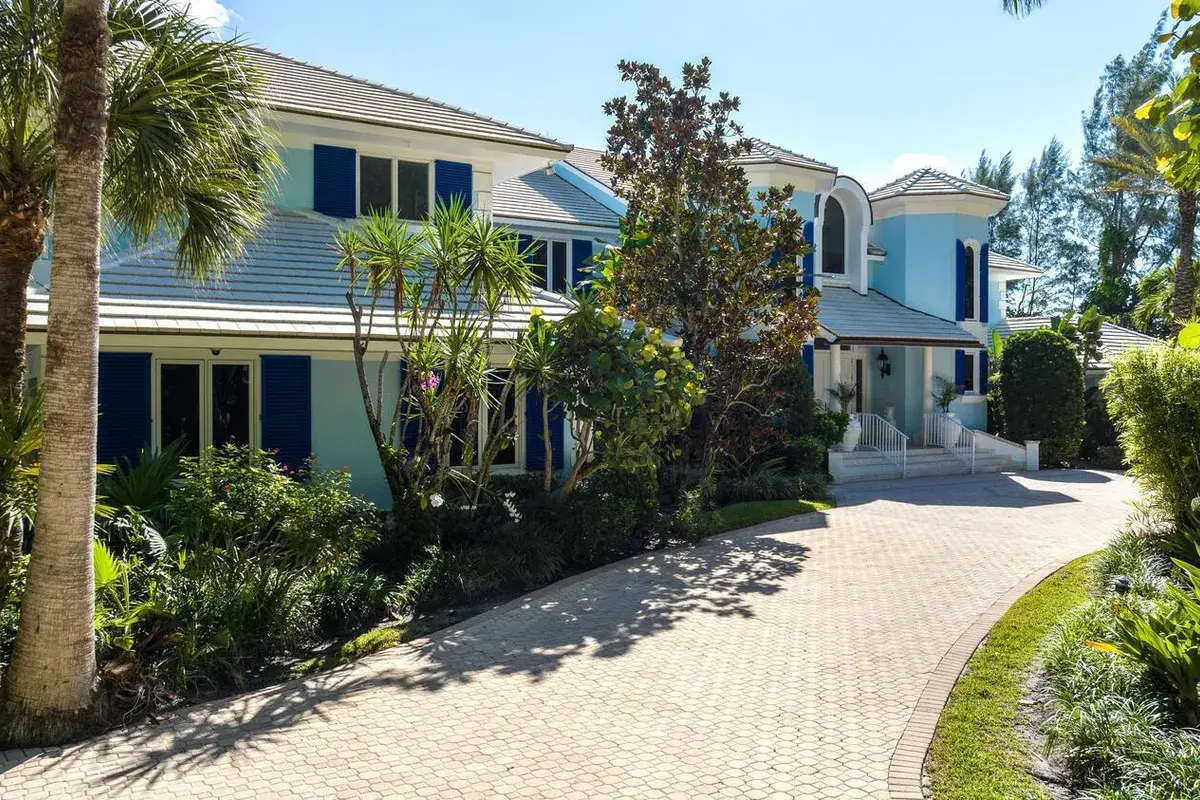 2999 N Ocean Boulevard, Gulf Stream FL 33483