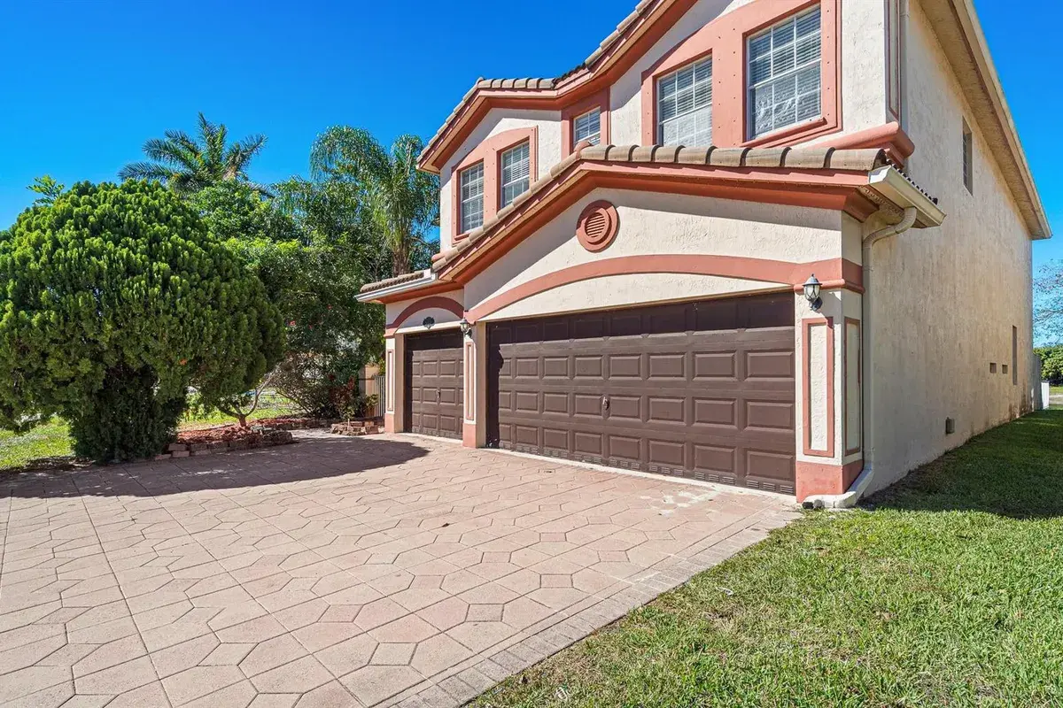 10633 OLD HAMMOCK Way, Wellington FL 33414