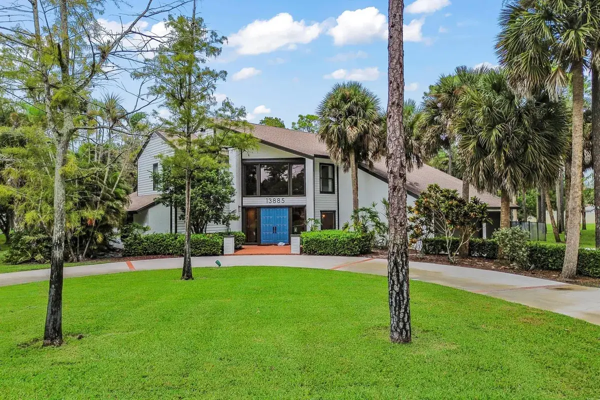 13885 Greentree Trail, Wellington FL 33414