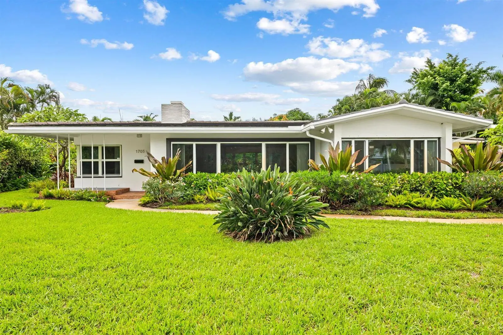 1705 NE 26TH Avenue, Fort Lauderdale FL 33305