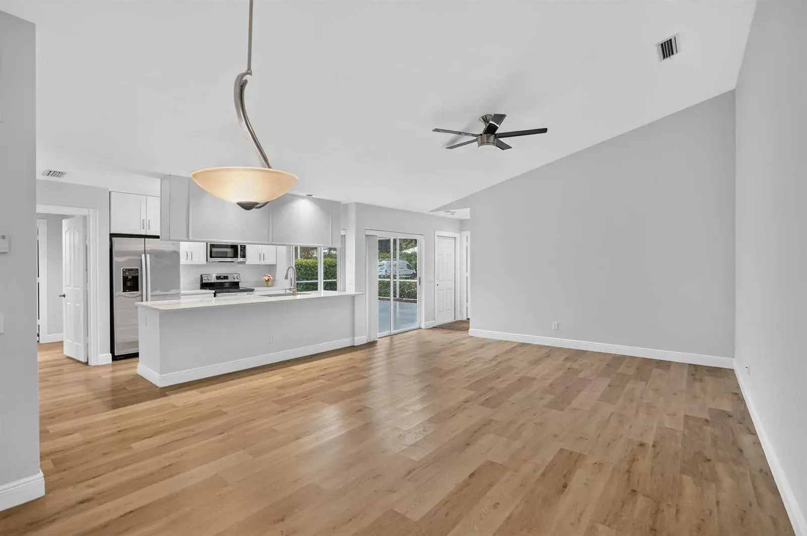 9197 Sun Terrace Circle # A, Palm Beach Gardens FL 33403