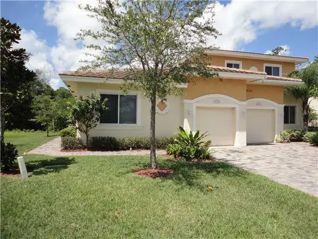 2601 Langrove Lane SW, Vero Beach FL 32962