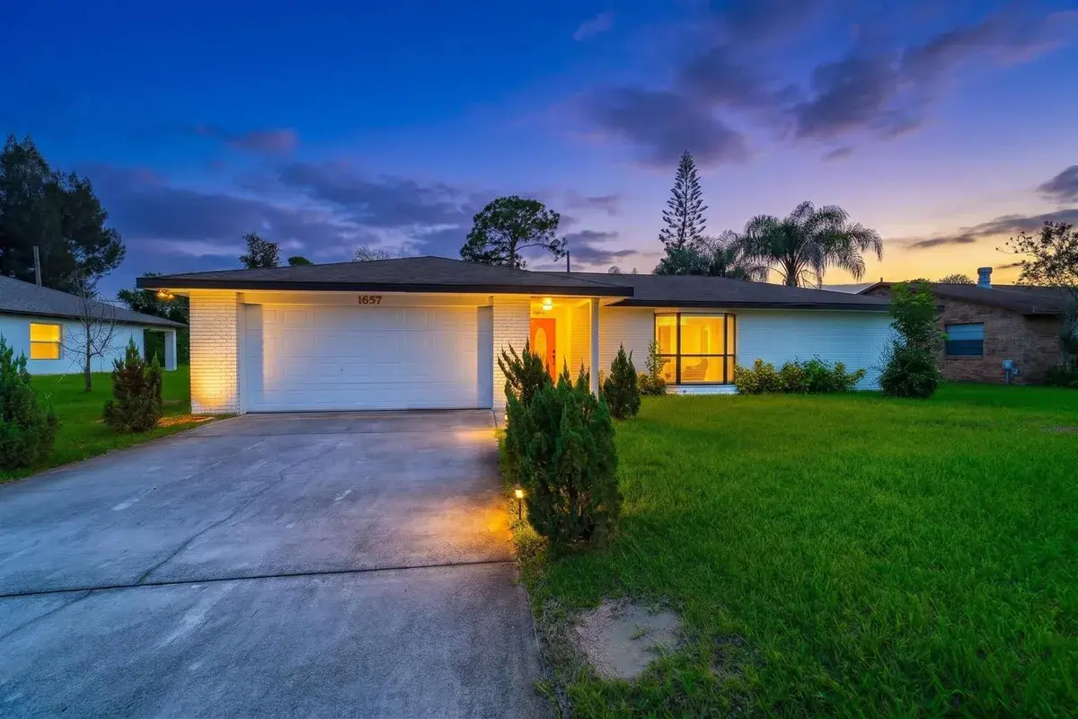 1657 SE Clearmont Street, Port St. Lucie FL 34983