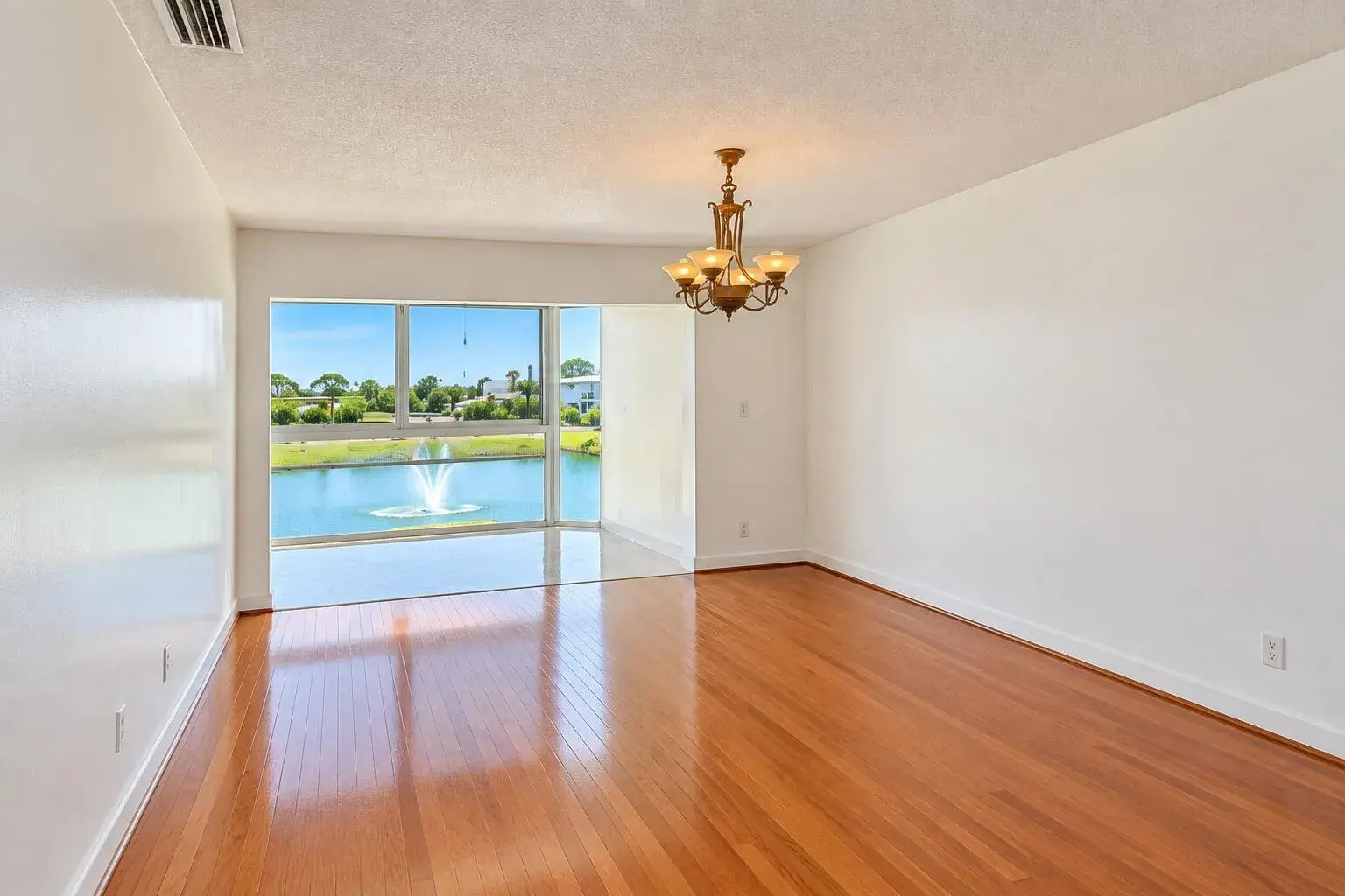 2724 GARDEN Drive N # 407, Lake Worth FL 33461