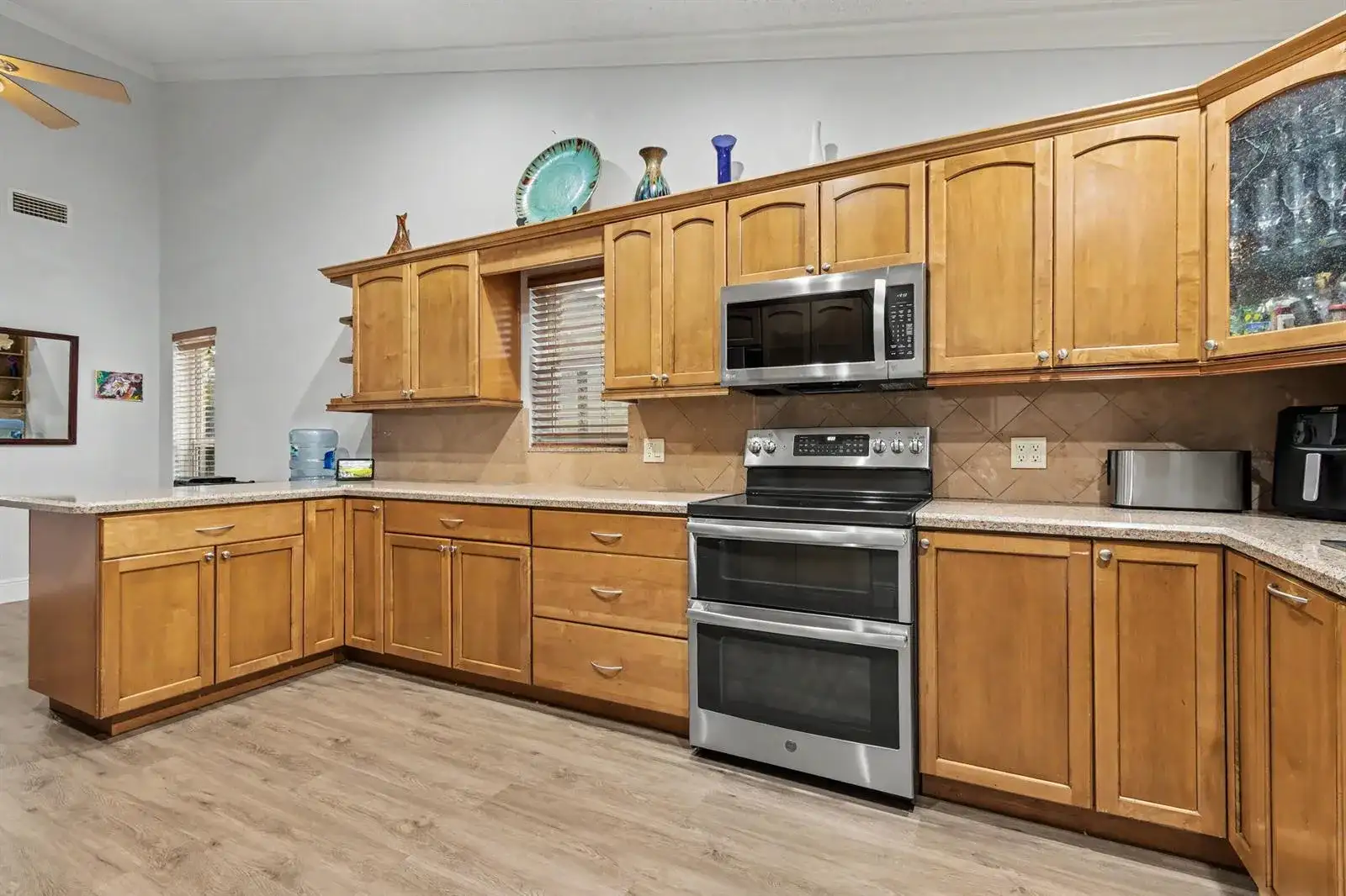 10150 NW 22ND Court, Pembroke Pines FL 33026 photo 3