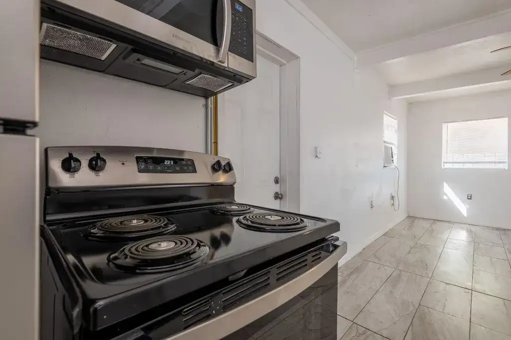 2516 Ave L Unit b, Fort Pierce FL 34947 photo 5