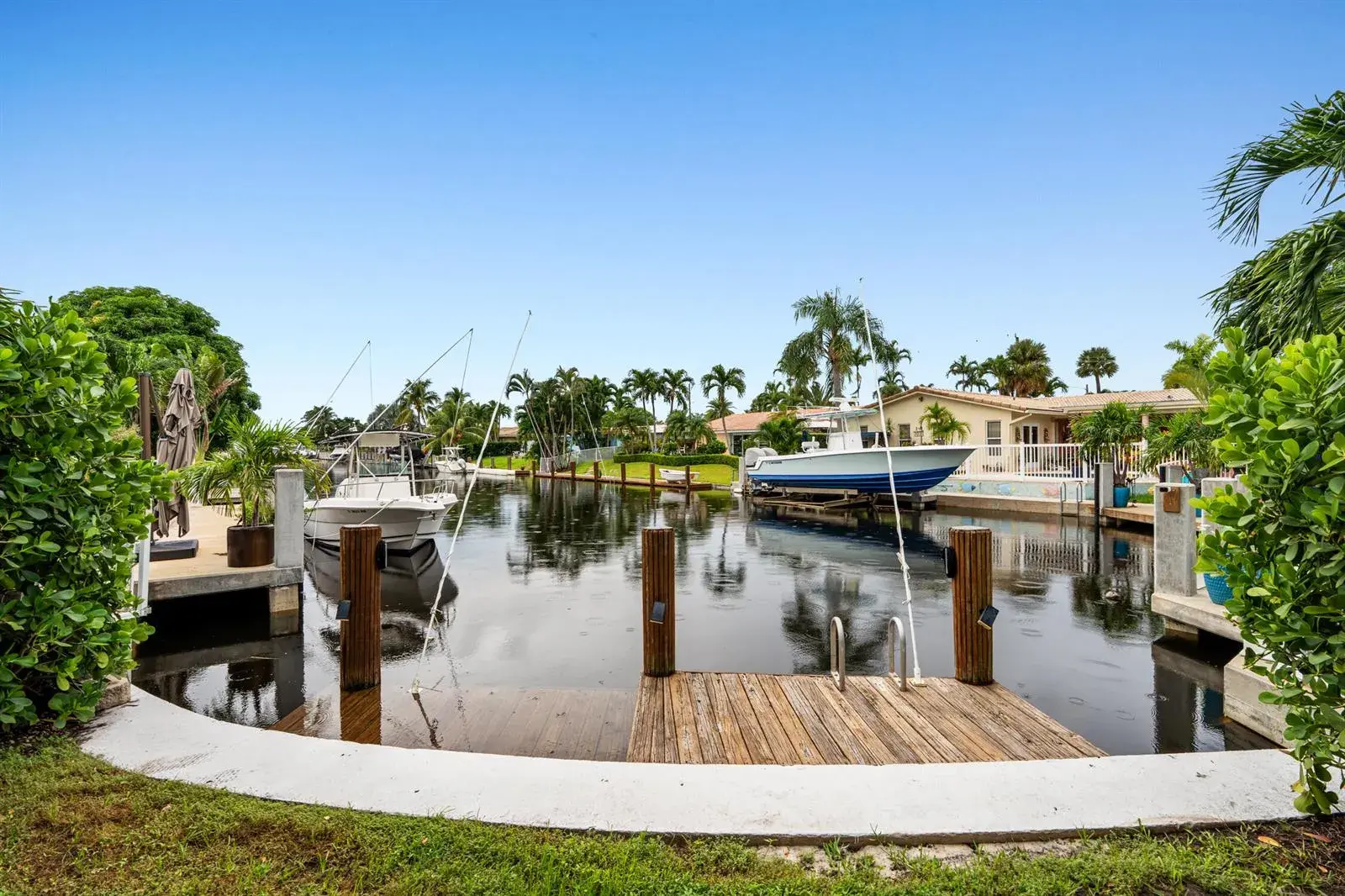 690 SE 5th Court, Pompano Beach FL 33060