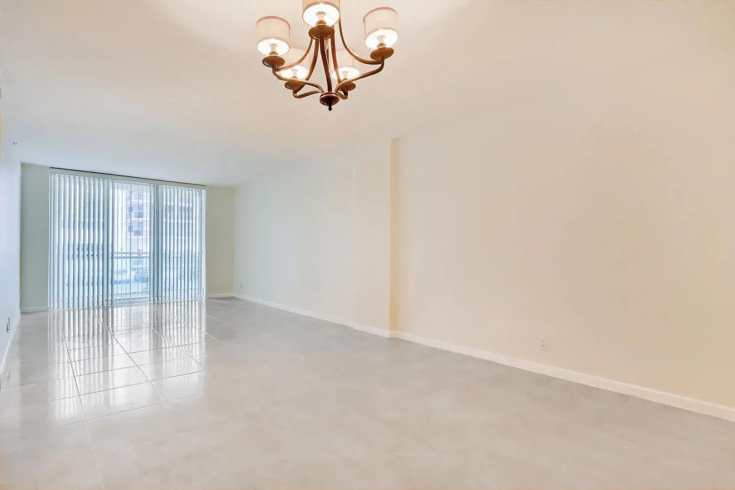 3001 S Ocean Drive # 201, Hollywood FL 33019