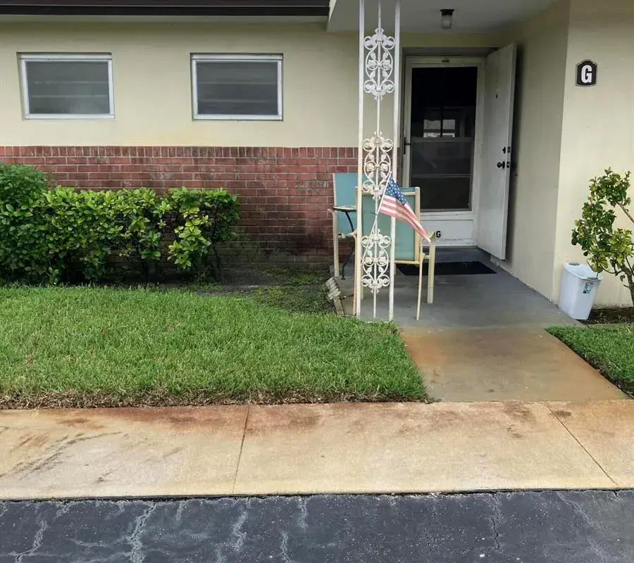 2751 Ashley Drive E # G, West Palm Beach FL 33415