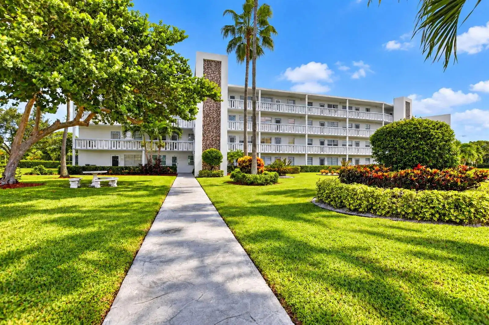 4025 Swansea B # 4025, Deerfield Beach FL 33442