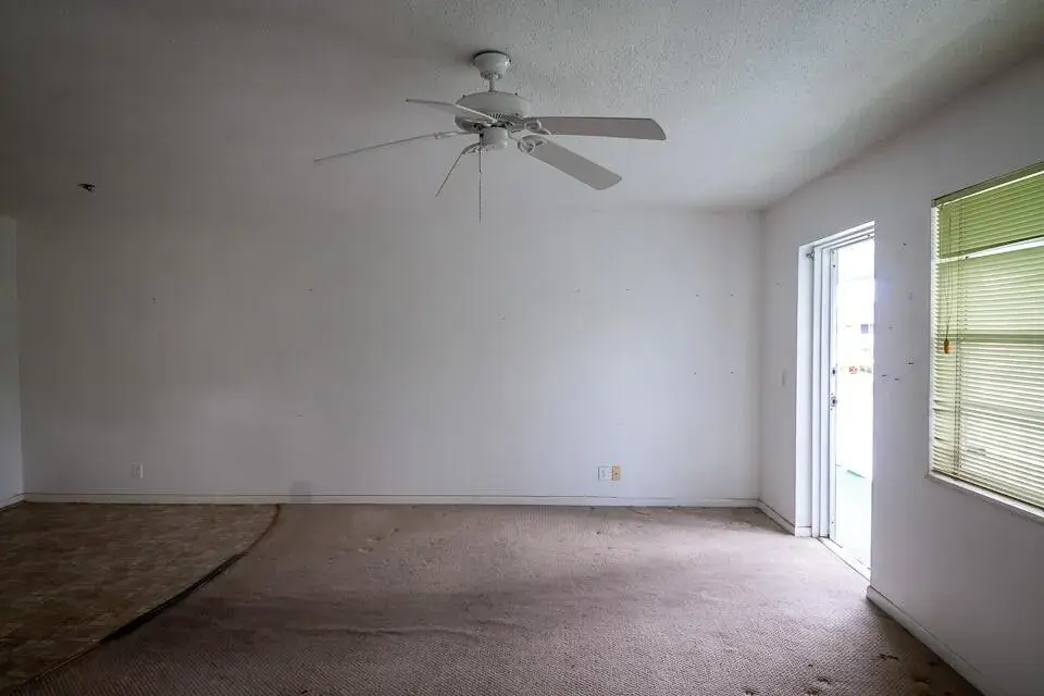 117 Kingswood F # 117, West Palm Beach FL 33417