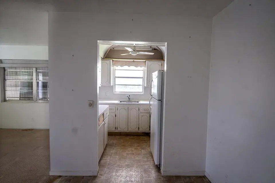 117 Kingswood F # 117, West Palm Beach FL 33417