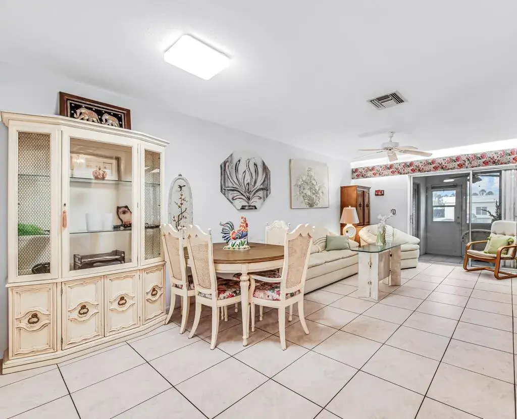 2857 W Ashley Drive W # A, West Palm Beach FL 33415