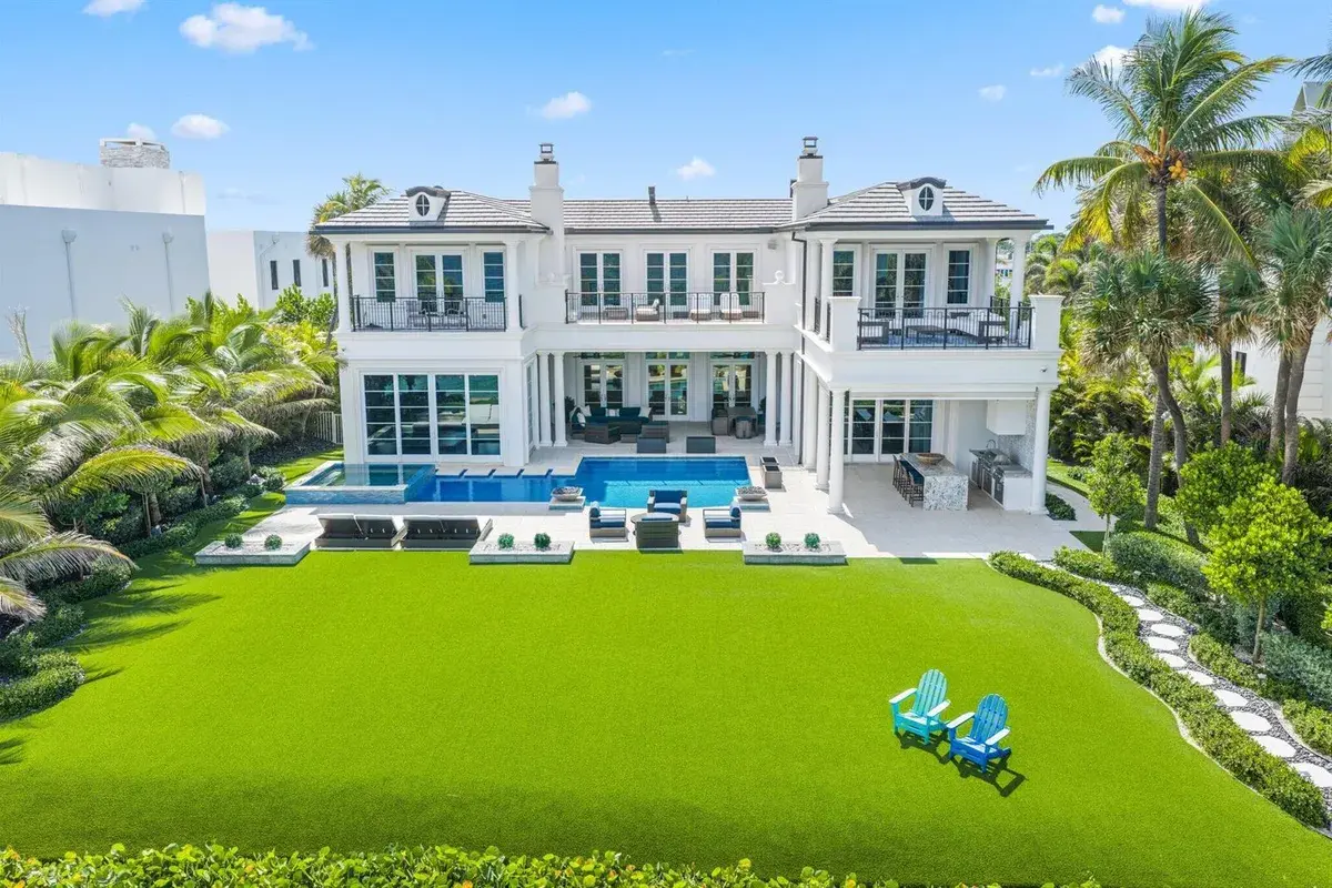 1001 HILLSBORO MILE, Hillsboro Beach FL 33062