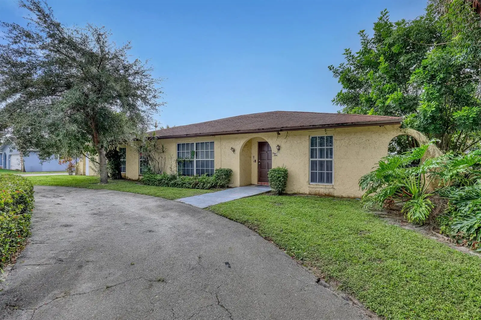 110 MEADOWLARK Drive, Royal Palm Beach FL 33411 photo 5