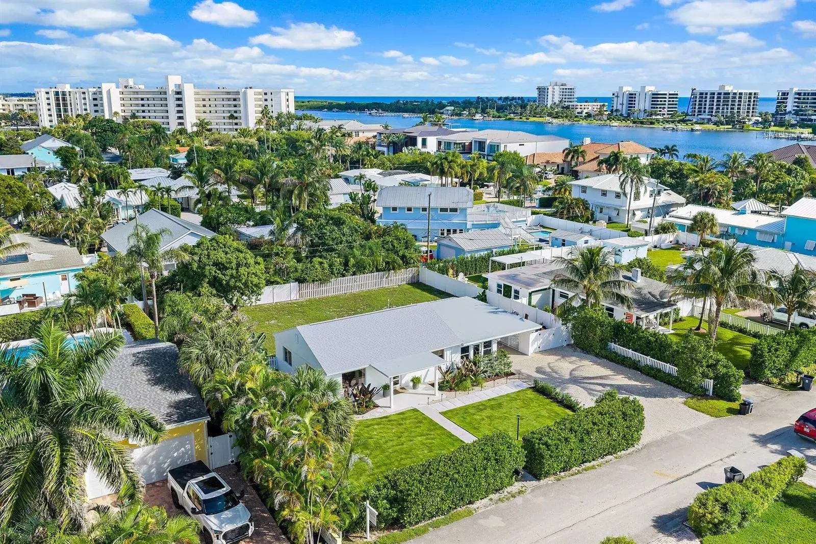 3437 Palm Court, Jupiter FL 33469
