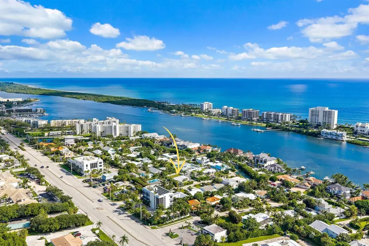 3437 Palm Court, Jupiter FL 33469