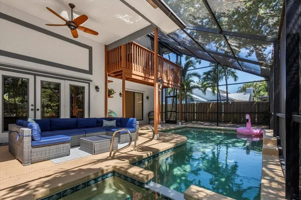 2250 SE Country Club Lane, Stuart FL 34996