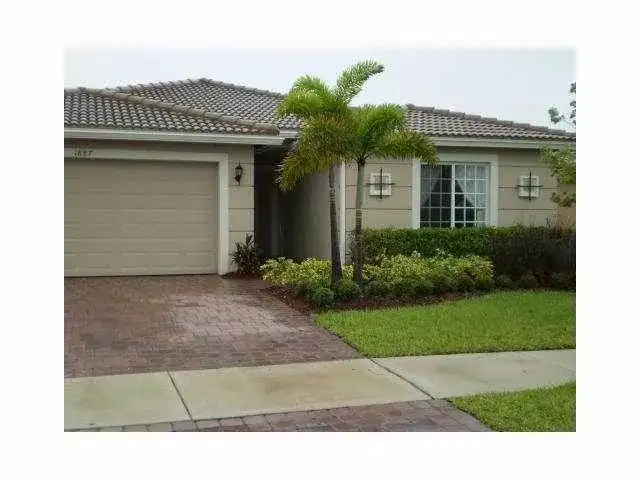 1887 Newport Isles Boulevard, Port St. Lucie FL 34953