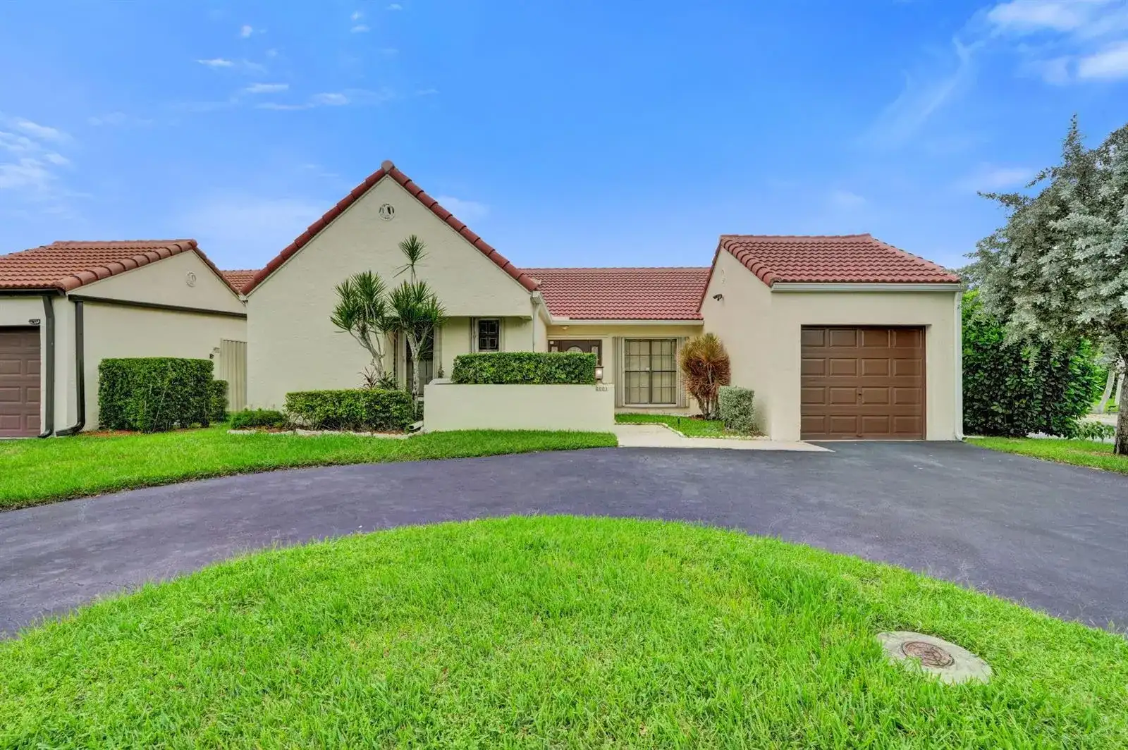 2001 Maplewood Drive, Coral Springs FL 33071 photo 5