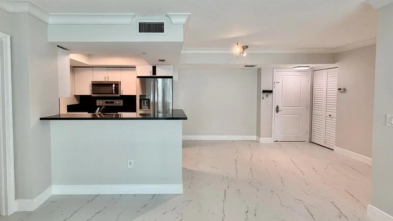 99 SE MIZNER Boulevard # 233, Boca Raton FL 33432
