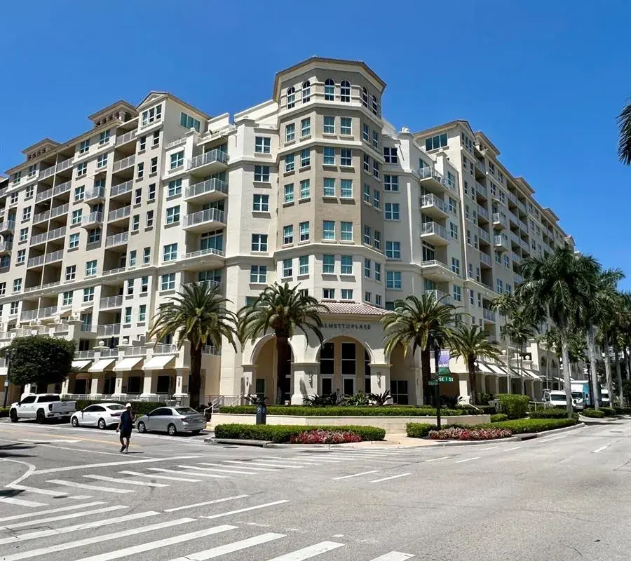 99 SE MIZNER Boulevard # 233, Boca Raton FL 33432