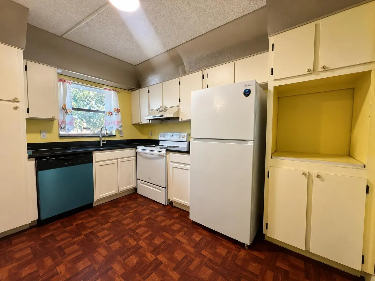 613 S STATE ROAD 7 # 2F, Margate FL 33068