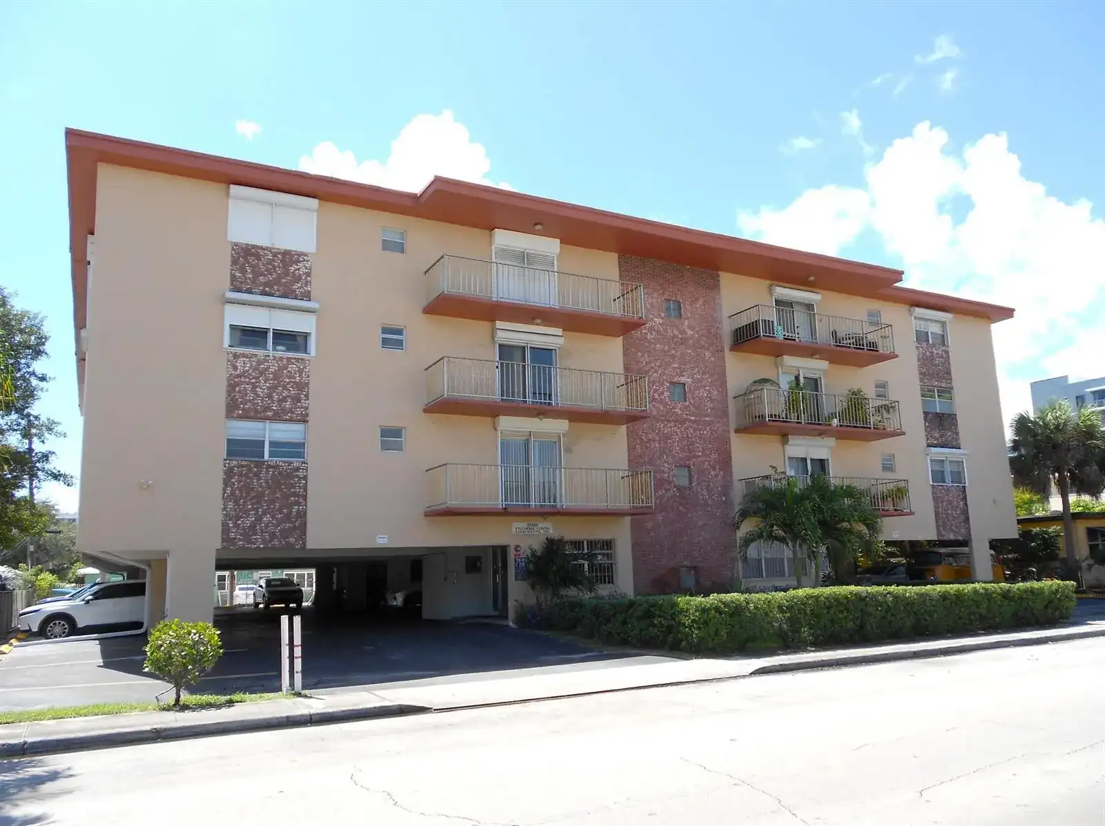 2010 FILLMORE Street # 303, Hollywood FL 33020