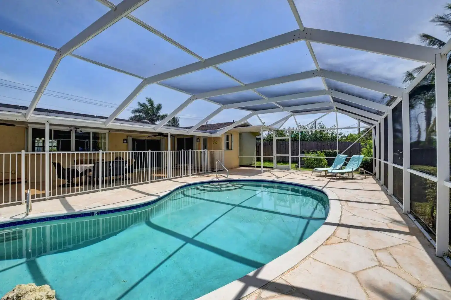 1086 SW 28th Avenue, Boynton Beach FL 33426