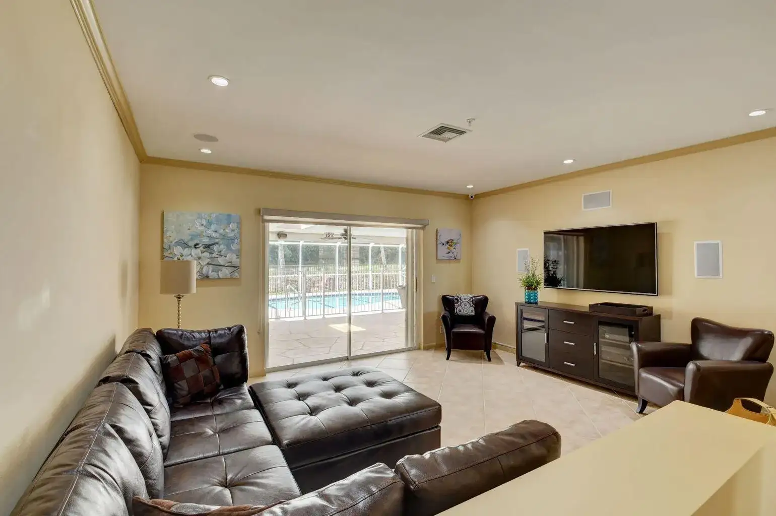 1086 SW 28th Avenue, Boynton Beach FL 33426 photo 2