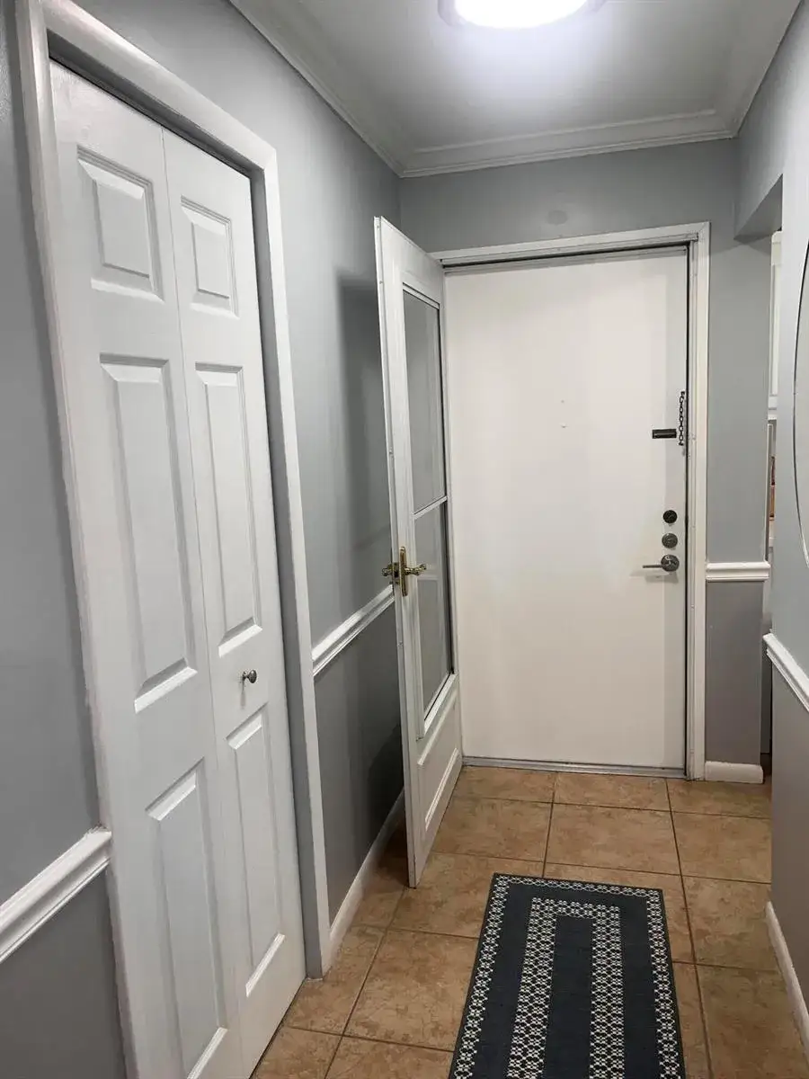 6080 NW 44TH Street # 211, Lauderhill FL 33319