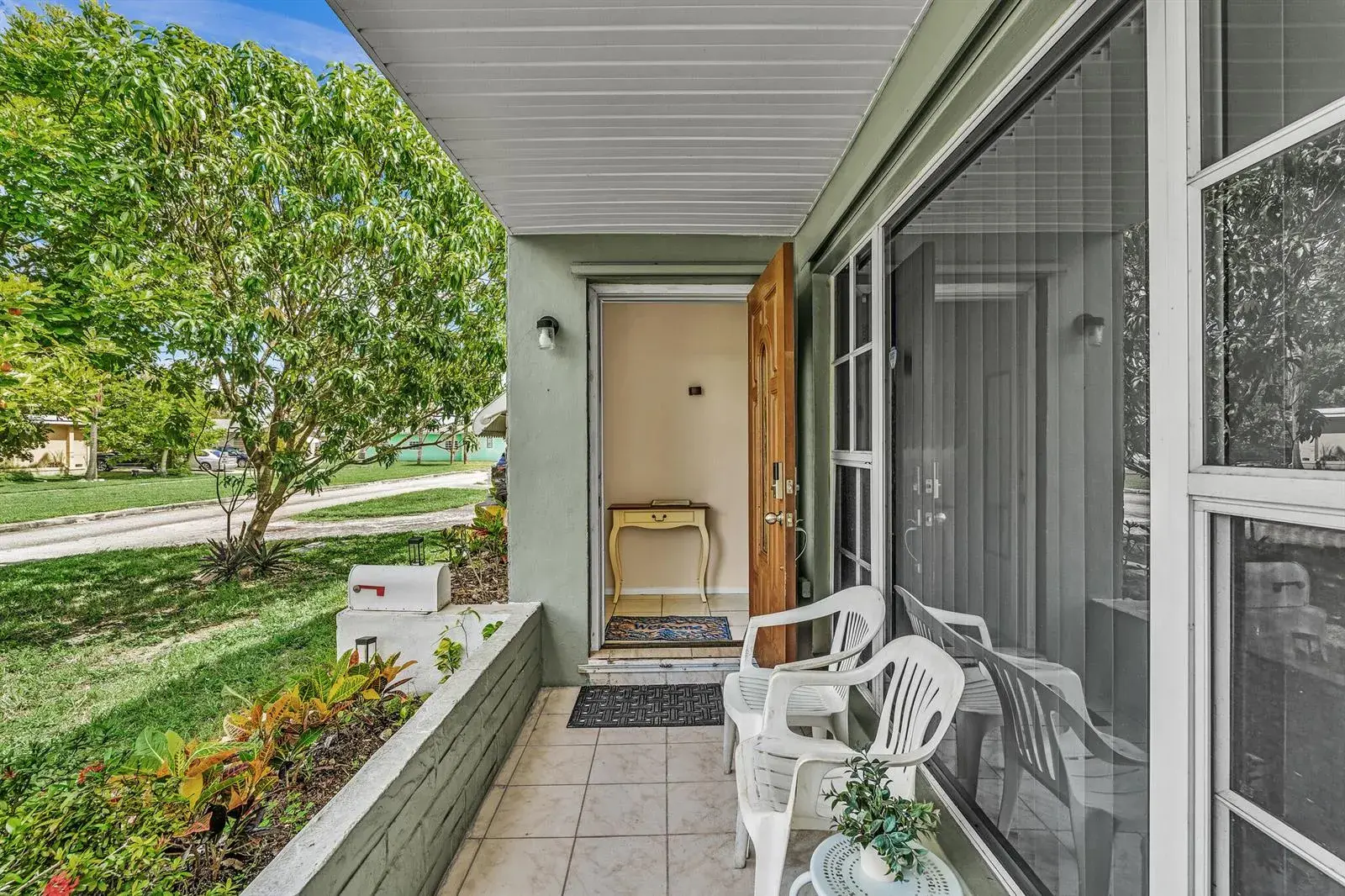 6872 NW 26TH Court, Sunrise FL 33313