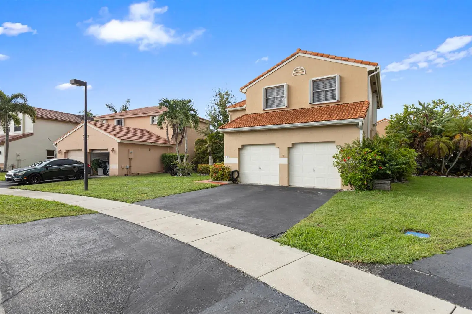 18413 NW 20th Street, Pembroke Pines FL 33029