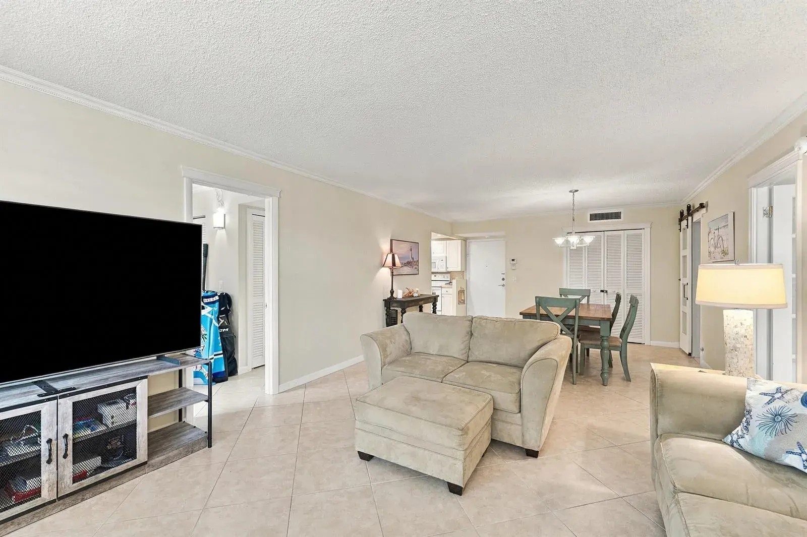 2000 S OCEAN Boulevard, Lauderdale By The Sea FL 33062