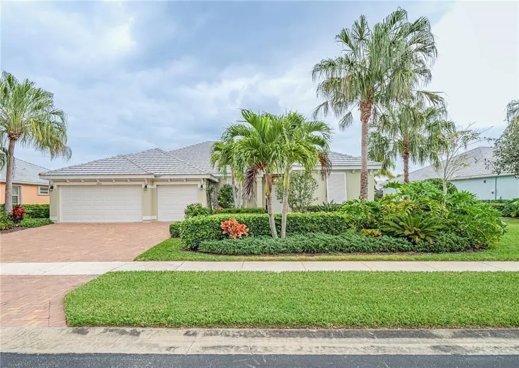 6400 Monserrat Drive, Vero Beach FL 32967