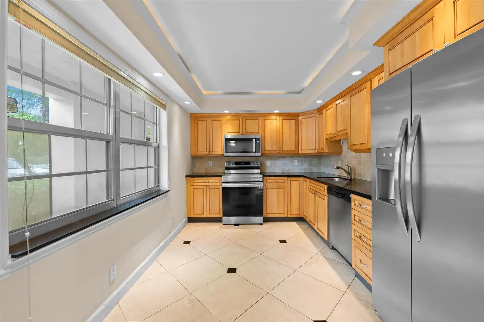 4000 CYPRESS GROVE Way # 103, Pompano Beach FL 33069