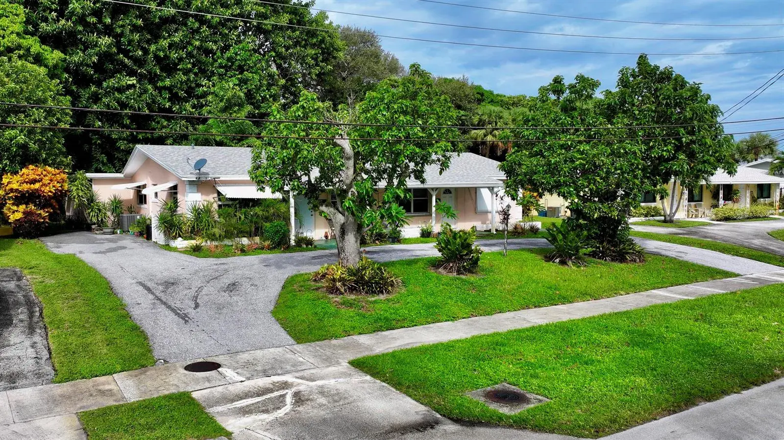 315 Northlake Drive, North Palm Beach FL 33408