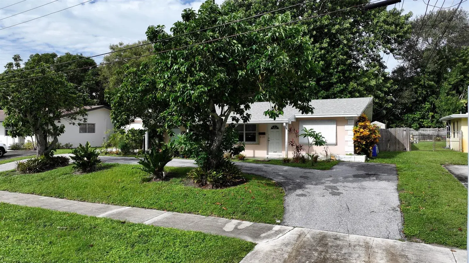 315 Northlake Drive, North Palm Beach FL 33408