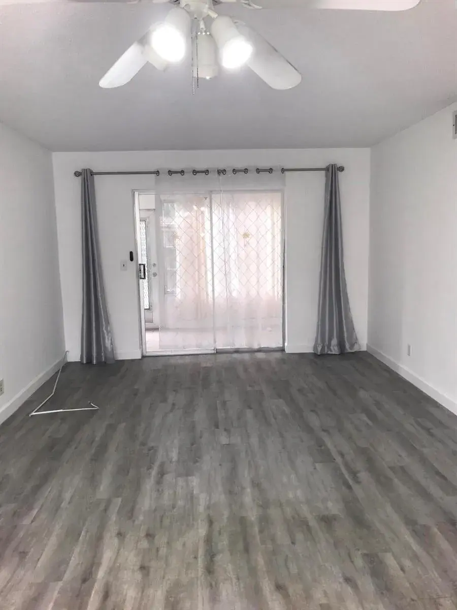2102 NE 1ST Way # 104, Boynton Beach FL 33435