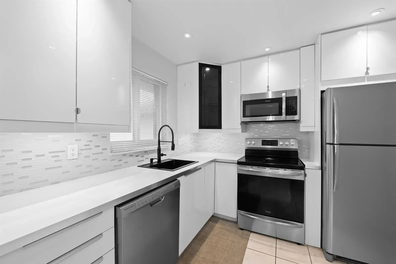 5300 WASHINGTON Street # K330, Hollywood FL 33021