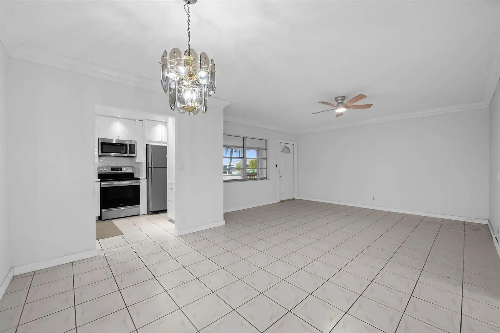 5300 WASHINGTON Street # K330, Hollywood FL 33021