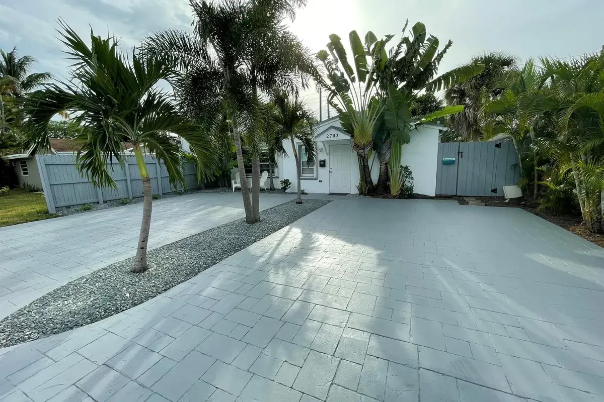 2703 NE 6TH Lane, Wilton Manors FL 33334