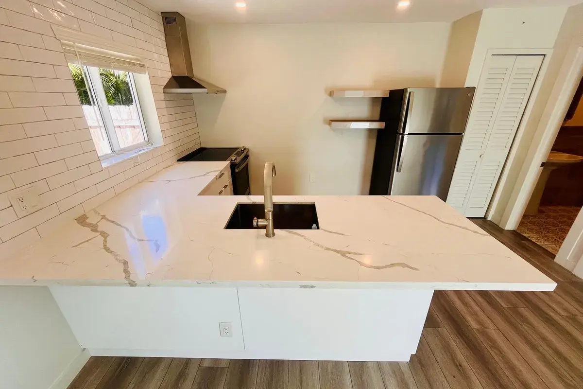 1215 NE 17th Avenue # 7, Fort Lauderdale FL 33304