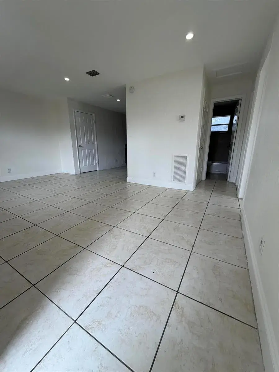 1709 SW 11th Street Unit a, Fort Lauderdale FL 33312
