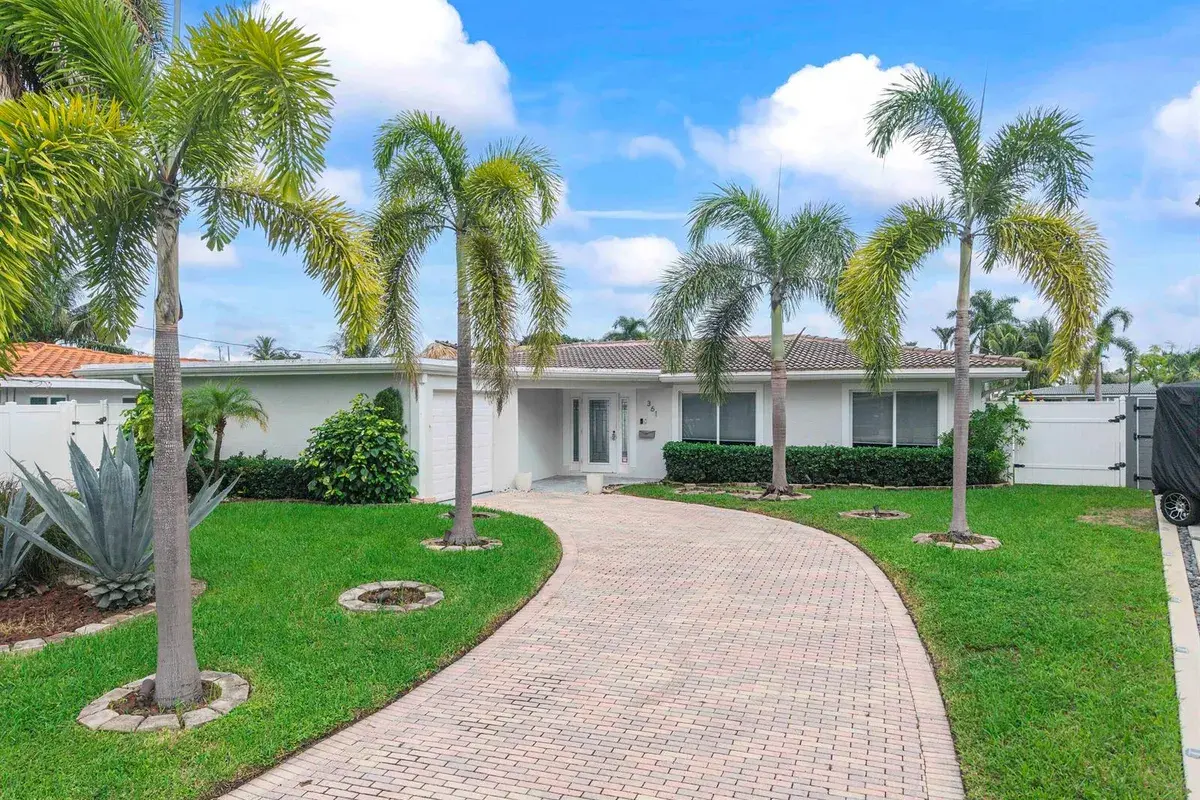 361 SE 9TH Court, Pompano Beach FL 33060