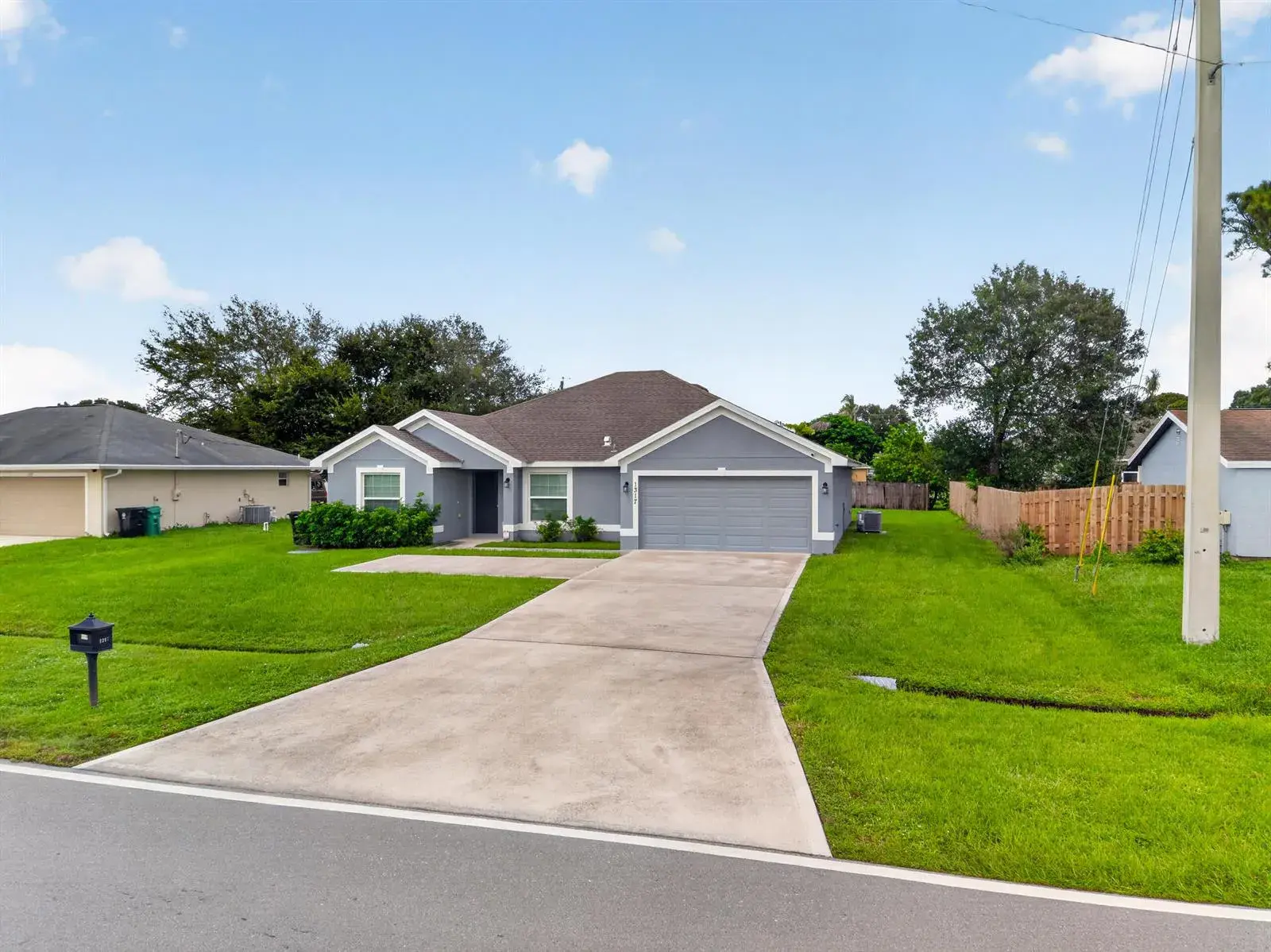 1317 SE SANDIA Drive, Port St. Lucie FL 34983