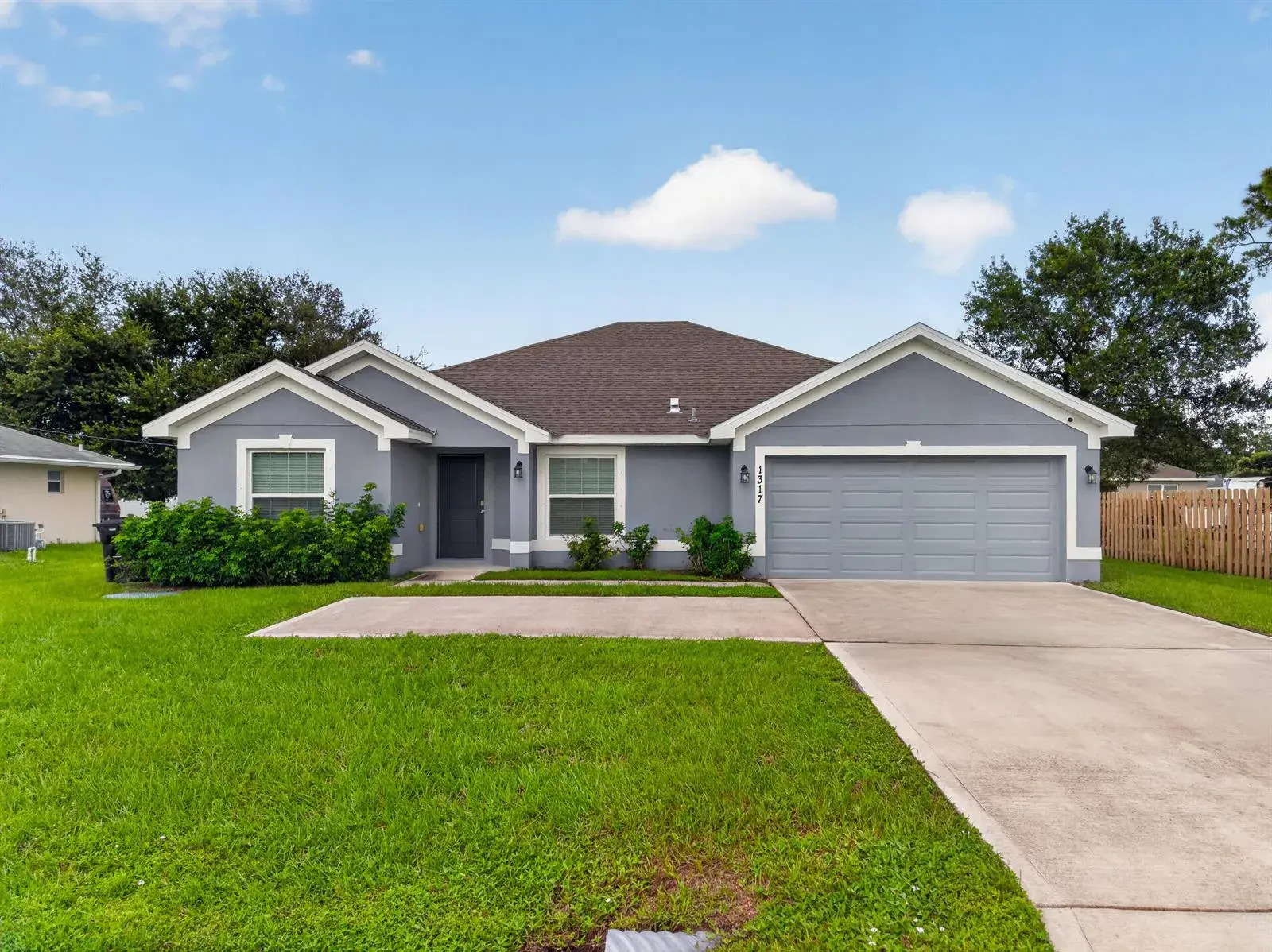 1317 SE SANDIA Drive, Port St. Lucie FL 34983